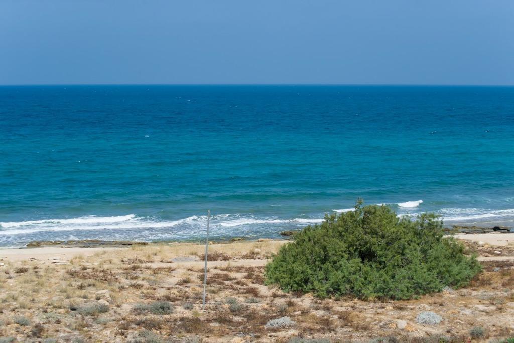 Ha-Aliya Sea View Apartment Nahariya Bagian luar foto