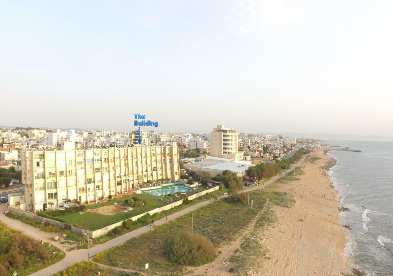 Ha-Aliya Sea View Apartment Nahariya Bagian luar foto