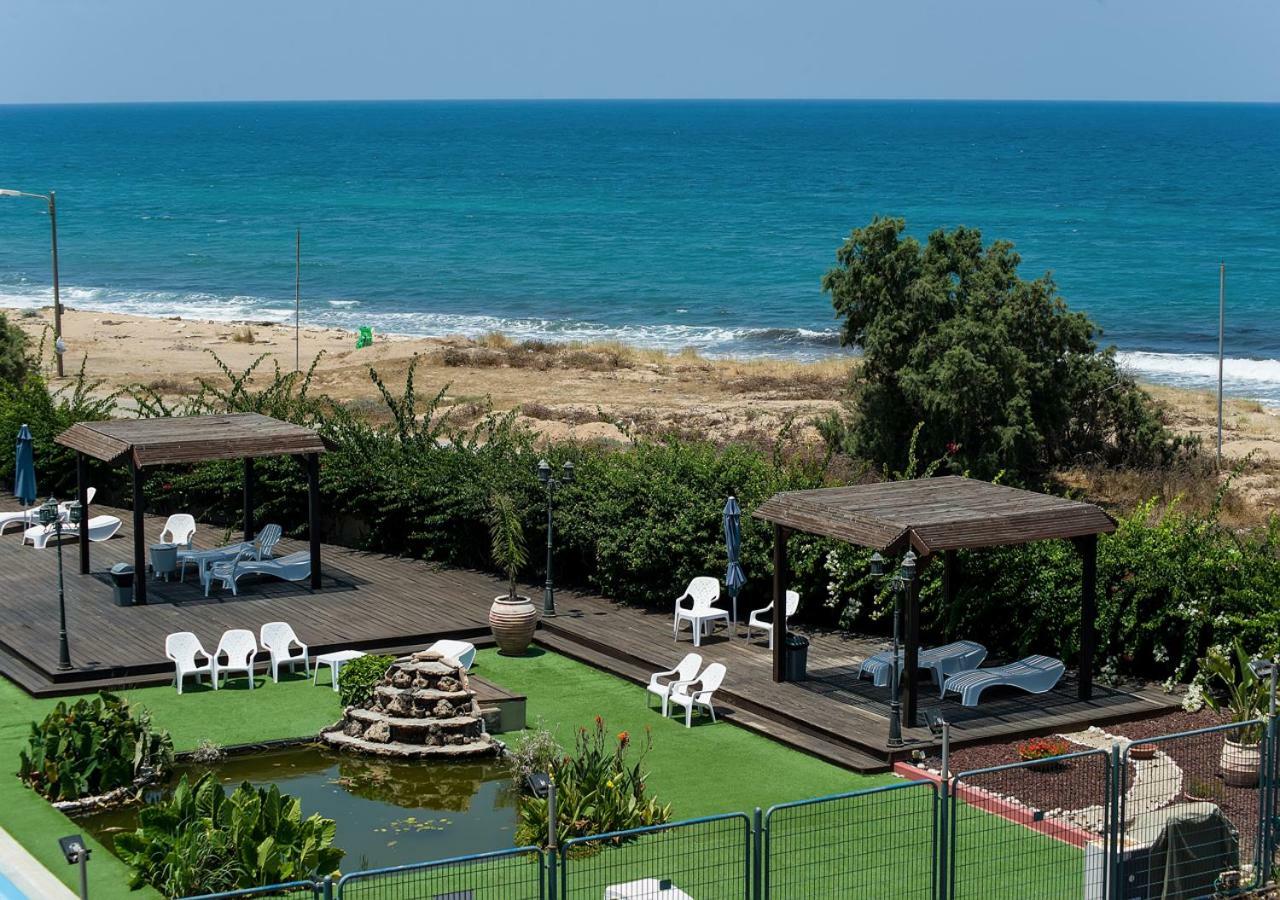 Ha-Aliya Sea View Apartment Nahariya Bagian luar foto