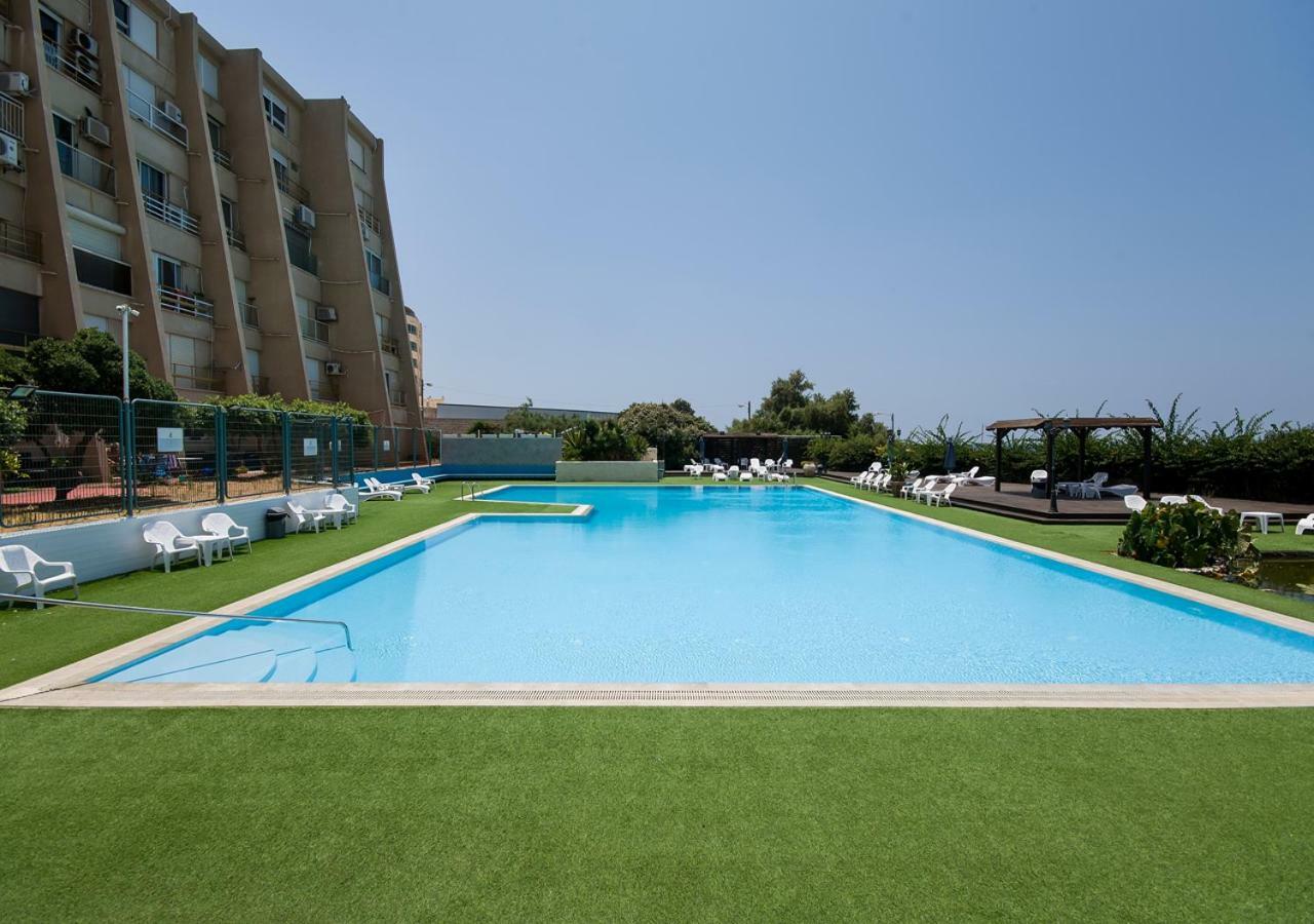 Ha-Aliya Sea View Apartment Nahariya Bagian luar foto