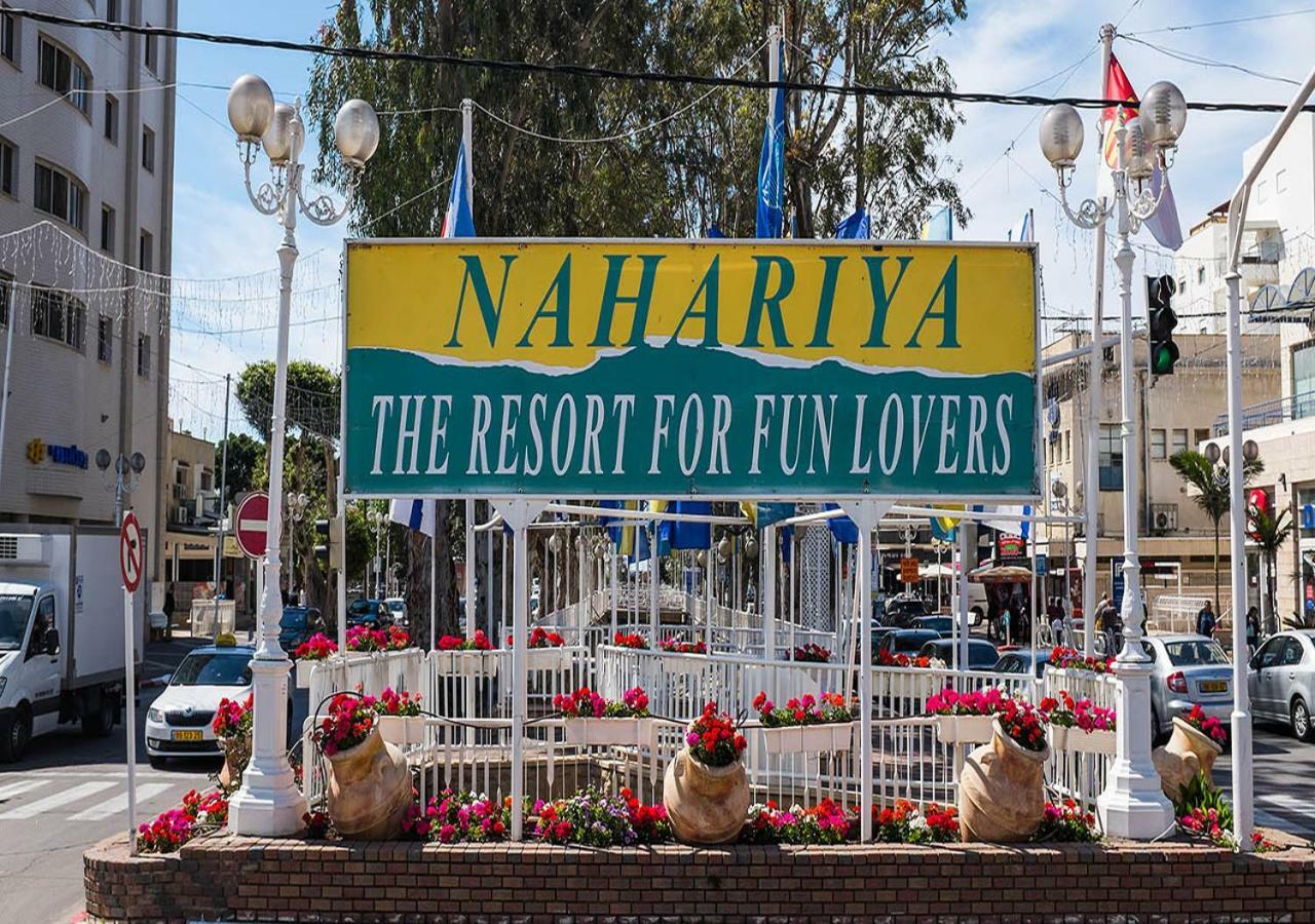 Ha-Aliya Sea View Apartment Nahariya Bagian luar foto